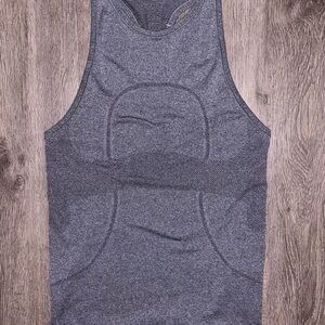 ❌SOLD❌Lululemon Gray Sleeveless Athletic Tank Top • Size 6